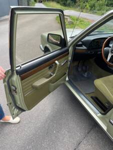 Image 36/100 de BMW 528i (1980)