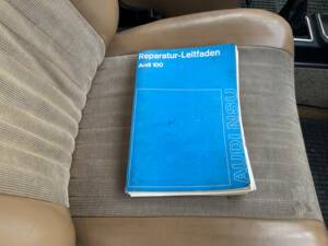 Image 88/88 of Audi 100 LS (1970)