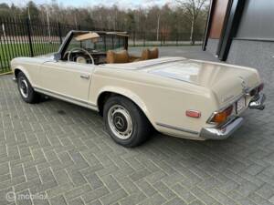Afbeelding 14/20 van Mercedes-Benz 280 SL (1970)