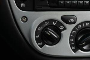 Image 39/50 of Ferrari 360 Modena (1999)