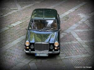 Image 37/41 of Vanden Plas 1100&#x2F;1275 (1966)