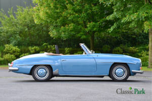 Image 17/50 of Mercedes-Benz 190 SL (1961)