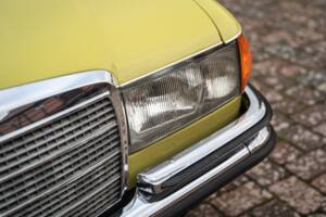 Afbeelding 5/75 van Mercedes-Benz 280 SE (1976)