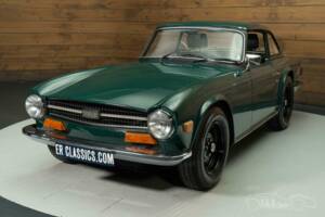 Image 9/19 of Triumph TR 6 (1974)