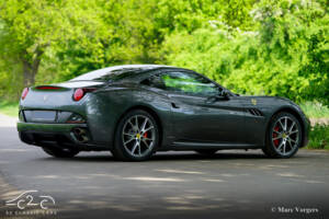 Image 33/85 of Ferrari California (2010)