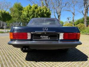Image 7/38 de Mercedes-Benz 280 SL (1982)