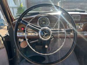 Bild 13/58 von Mercedes-Benz 300 d (1958)