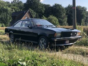 Image 3/32 of Opel Commodore 2,8 GS/E (1974)