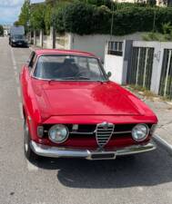 Image 1/15 of Alfa Romeo Giulia GT 1300 Junior (1968)