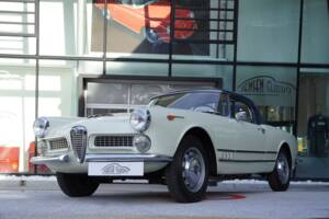 Immagine 37/41 di Alfa Romeo 2000 Spider (1959)