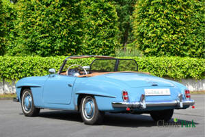 Image 3/50 of Mercedes-Benz 190 SL (1961)