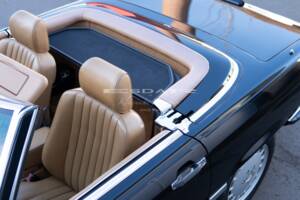 Image 36/37 of Mercedes-Benz 560 SL (1989)