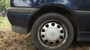 Image 17/50 of Volkswagen Golf III Cabrio 1.6 (1996)