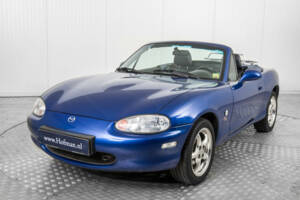 Bild 18/45 von Mazda MX-5 1.8 (1999)