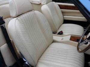 Imagen 10/19 de Aston Martin V8 Volante (1978)