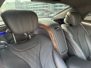 Bild 28/43 von Mercedes-Benz Maybach S 500 (2015)