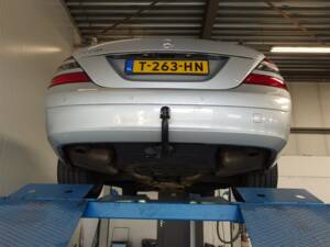 Image 92/98 of Mercedes-Benz S 500 L (2007)