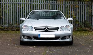 Image 6/41 of Mercedes-Benz SL 350 (2007)