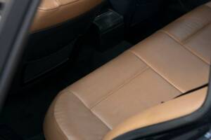 Image 19/33 of ALPINA B3 3.3 Allrad Touring (2002)