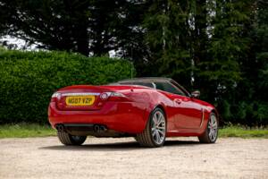 Image 13/50 of Jaguar XKR (2007)
