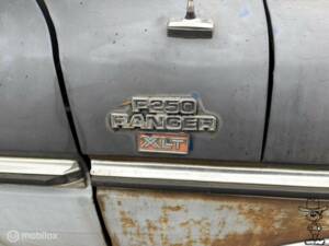 Image 9/31 of Ford F-250 (1978)