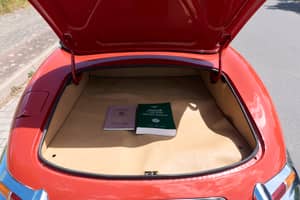 Image 42/80 of Jaguar E-Type 4.2 (1966)