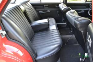 Bild 27/50 von Mercedes-Benz 230/6 (1973)