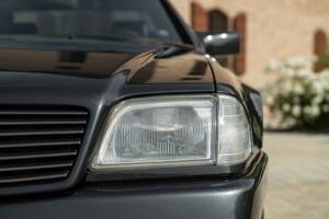 Image 10/50 of Mercedes-Benz 300 SL (1990)