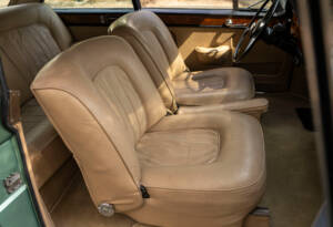Image 20/22 of Rolls-Royce Silver Cloud III &quot;Chinese Eyes&quot; (1964)