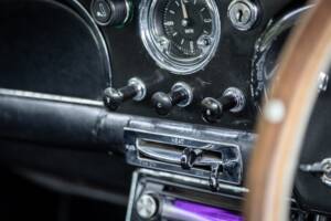Image 43/64 of Aston Martin DB 4 (1962)