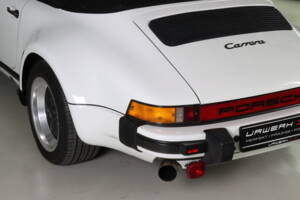 Imagen 18/30 de Porsche 911 Carrera 3.2 (WTL) (1986)