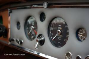 Image 5/15 de Jaguar XK 150 OTS (1958)