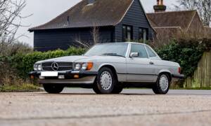 Image 1/31 of Mercedes-Benz 560 SL (1987)