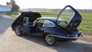Image 28/50 of Jaguar E-Type (1967)