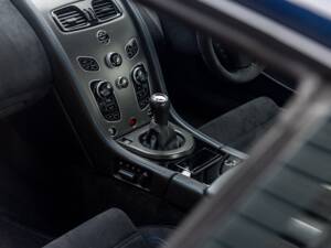 Image 9/65 of Aston Martin Vantage GT8 (2017)