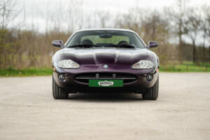 Imagen 3/36 de Jaguar XK8 4.0 (1999)