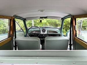 Image 13/18 de Morris Minor 1000 Traveller (1970)