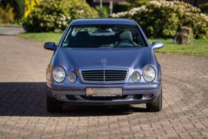 Bild 6/58 von Mercedes-Benz CLK 320 (1999)