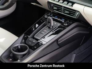 Image 24/35 de Porsche 911 Carrera GTS (2026)