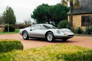 Bild 2/20 von Ferrari Dino 246 GT (1973)