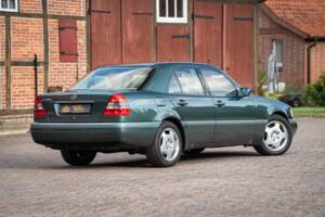 Bild 13/74 von Mercedes-Benz C 280 (1993)