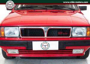Image 6/15 de Lancia Delta 1.6 HF (1991)