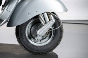 Image 23/45 of Piaggio Vespa 150 (1958)