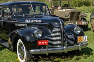 Image 4/8 of Buick Special Series 40 Model 41 (1940)