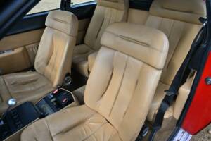 Image 37/50 of Ferrari Mondial 8 (1981)