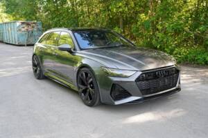 Image 1/12 of Audi RS6 Avant (2021)
