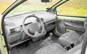 Image 15/36 of Renault Twingo 1.2 16V (2005)