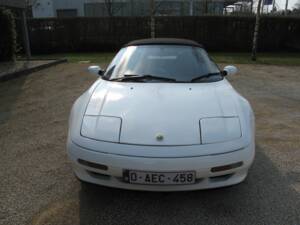 Image 4/8 of Lotus Elan SE (1990)