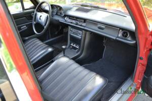 Bild 21/50 von Mercedes-Benz 230/6 (1973)