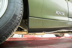 Image 49/50 of MG RV8 (1991)